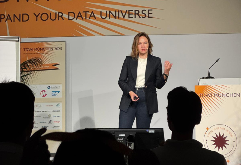 Dr. Julia Zukrigl Speakerin erklärt worauf es bei Dateninitiativen ankommt